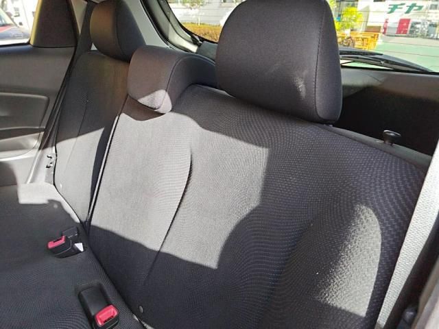 TOYOTA VITZ 2017 Image 31