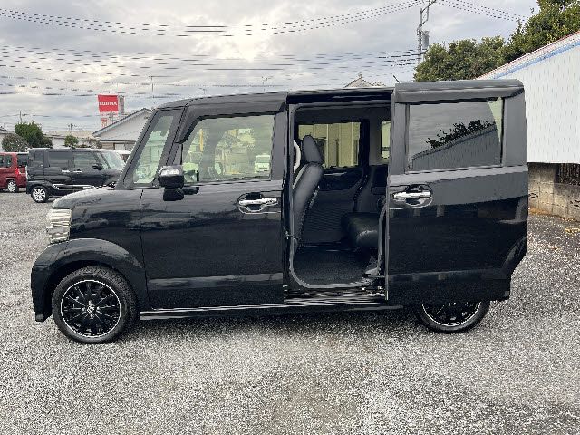 HONDA N BOX CUSTOM 2017 Image 31