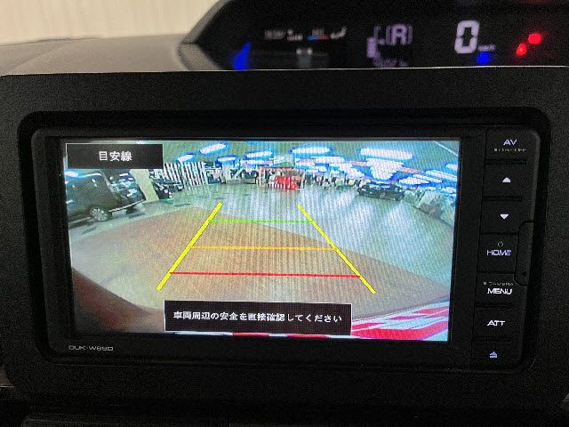 DAIHATSU TANTO CUSTOM 2021 Image 31