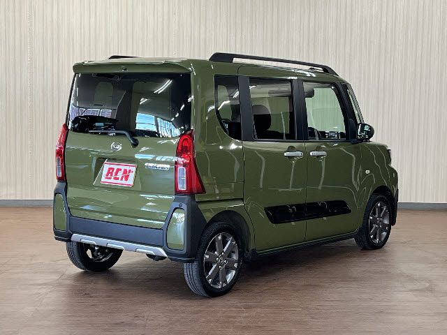 DAIHATSU TANTO FAN CROSS 4WD 2024 Image 31