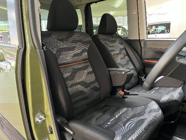 DAIHATSU TANTO FAN CROSS 4WD 2024 Image 31