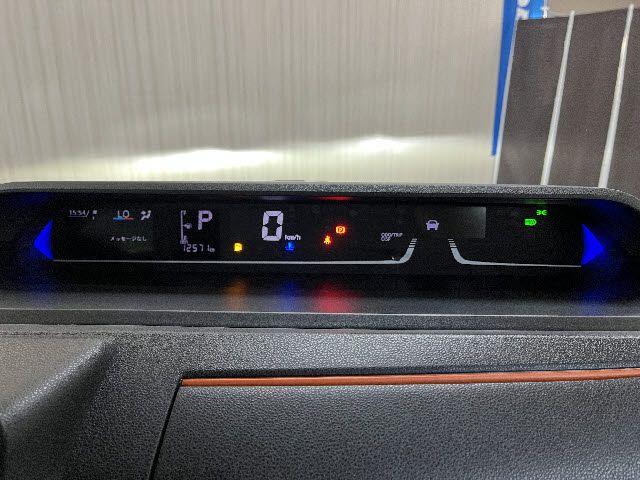 DAIHATSU TANTO FAN CROSS 4WD 2024 Image 31