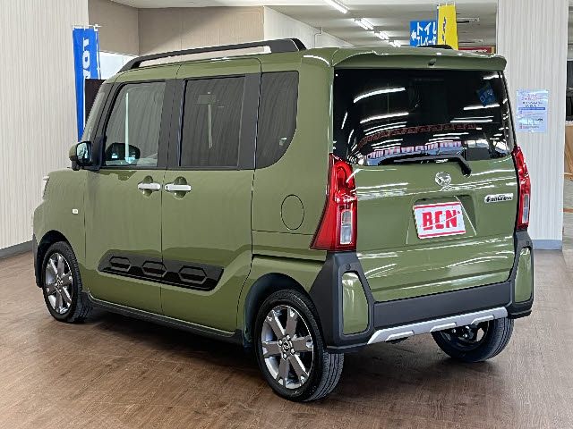 DAIHATSU TANTO FAN CROSS 4WD 2024 Image 31