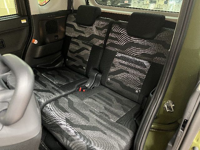 DAIHATSU TANTO FAN CROSS 4WD 2024 Image 31