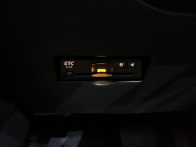 DAIHATSU TANTO FAN CROSS 4WD 2024 Image 31