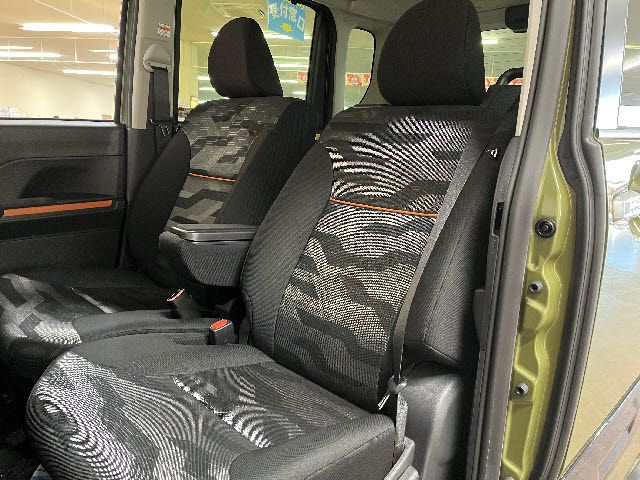 DAIHATSU TANTO FAN CROSS 4WD 2024 Image 31