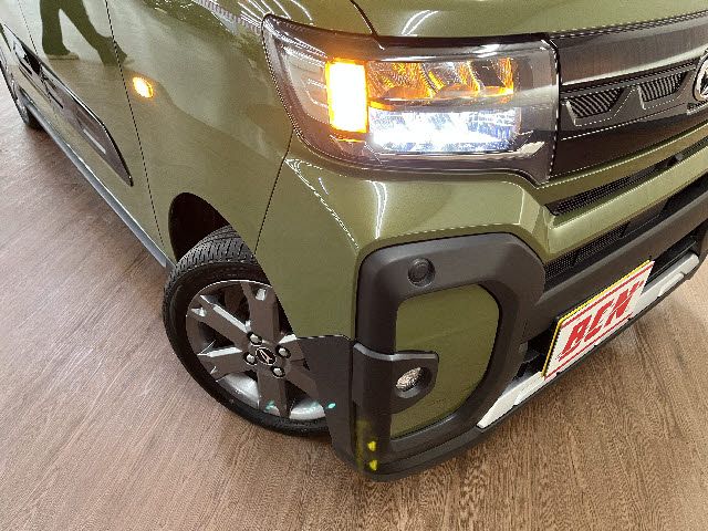 DAIHATSU TANTO FAN CROSS 4WD 2024 Image 31