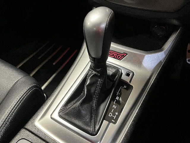 SUBARU IMPREZA WRX 5DOOR 2009 Image 31