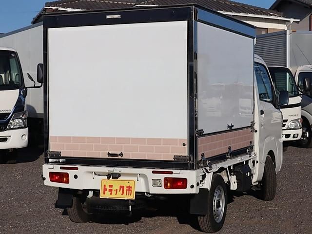 DAIHATSU HIJET TRUCK 4WD 2019 Image 31