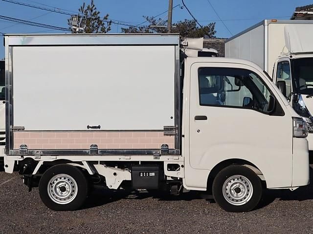 DAIHATSU HIJET TRUCK 4WD 2019 Image 31