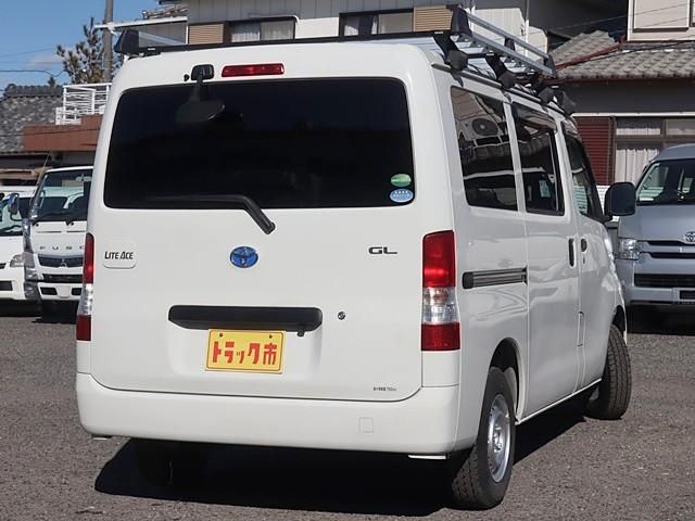 TOYOTA LITEACE VAN 2WD 2020 Image 31