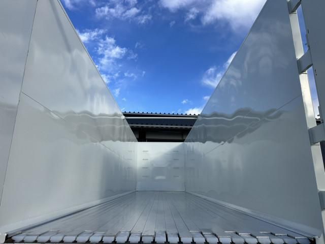 MITSUBISHI FUSOU SUPER GREAT 2025 Image 31