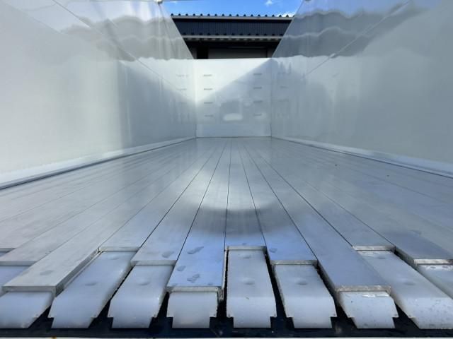 MITSUBISHI FUSOU SUPER GREAT 2025 Image 31