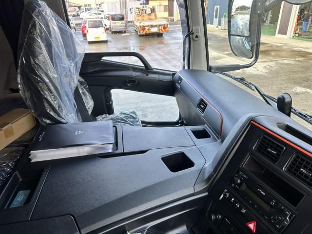 MITSUBISHI FUSOU SUPER GREAT 2025 Image 31