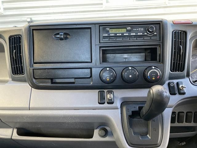 MITSUBISHI CANTER 2014 Image 31