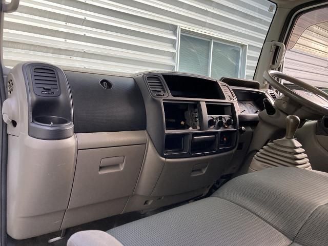 NISSAN ATLAS 2012 Image 31