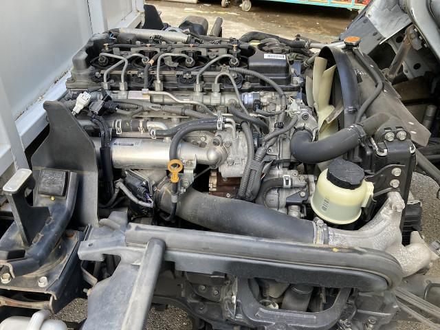 NISSAN ATLAS 2012 Image 31