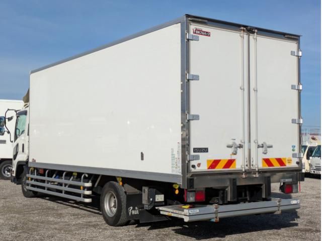 ISUZU FORWARD 2021 Image 31