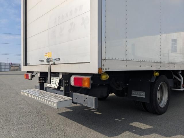 HINO DUTRO 2020 Image 31