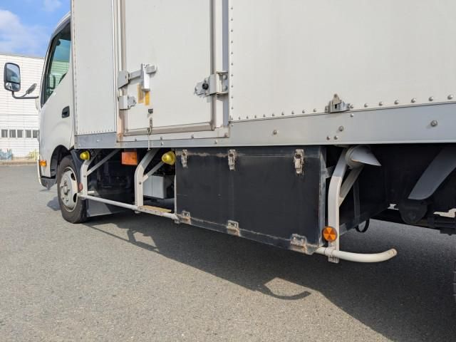 HINO DUTRO 2020 Image 31