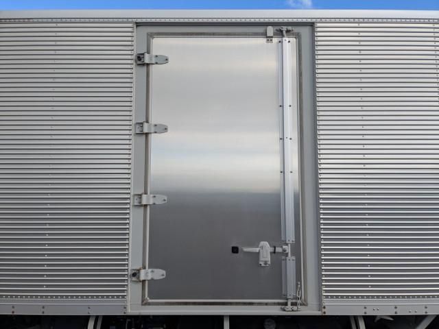 ISUZU FORWARD 2018 Image 31