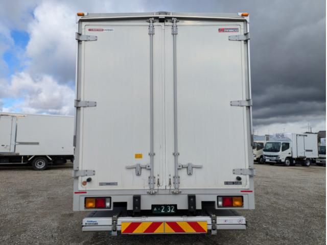 MITSUBISHI FUSOU FIGHTER 2023 Image 31