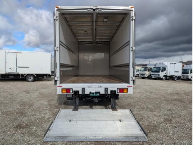 MITSUBISHI FUSOU FIGHTER 2023 Image 31