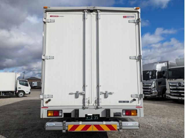 MITSUBISHI FUSOU FIGHTER 2023 Image 31