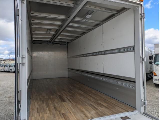 MITSUBISHI FUSOU FIGHTER 2023 Image 31