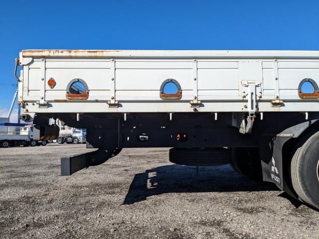 MITSUBISHI FUSOU FIGHTER 2015 Image 31