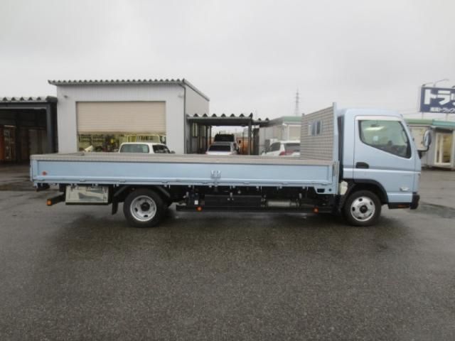 MITSUBISHI CANTER 2023 Image 31