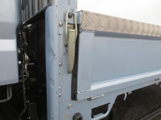 MITSUBISHI CANTER 2023 Image 31