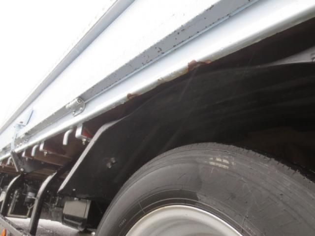 MITSUBISHI CANTER 2023 Image 31