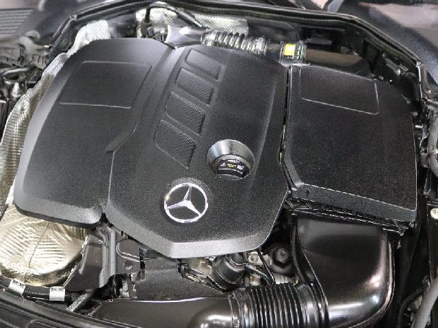 MERCEDES BENZ C CLAS 2023 Image 31