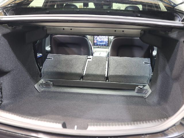 MERCEDES BENZ C CLAS 2023 Image 31