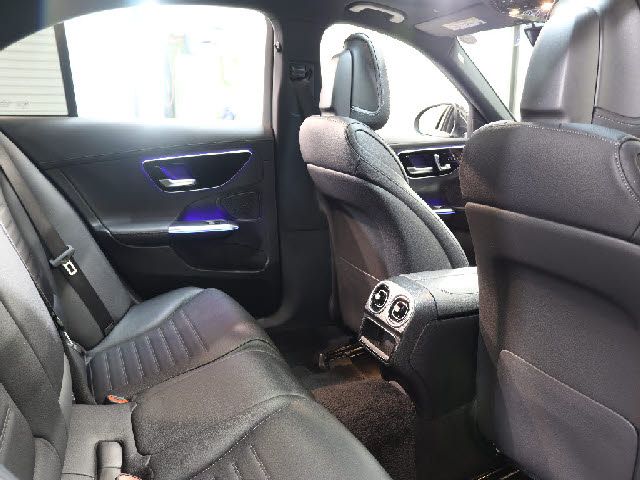 MERCEDES BENZ C CLAS 2023 Image 31