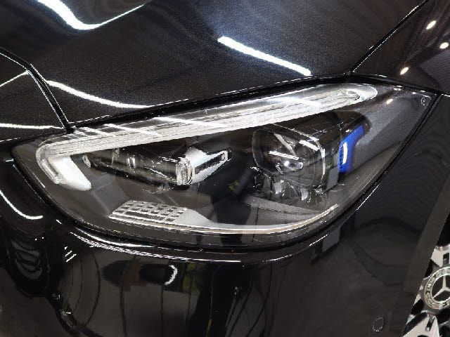 MERCEDES BENZ C CLAS 2023 Image 31