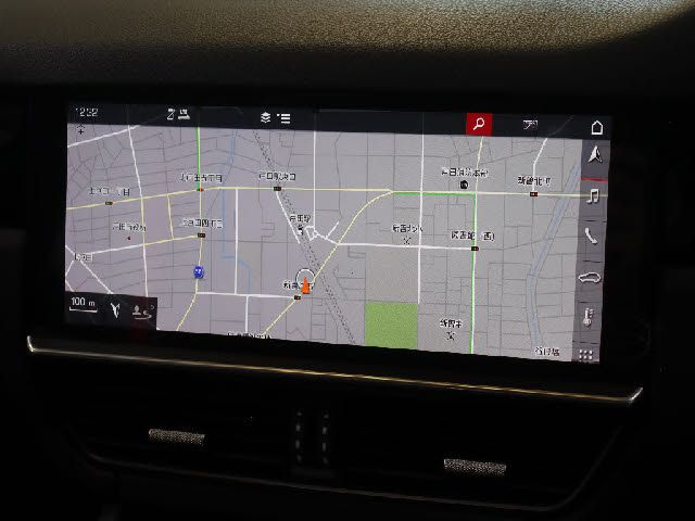 PORSCHE CAYENNE 2018 Image 31