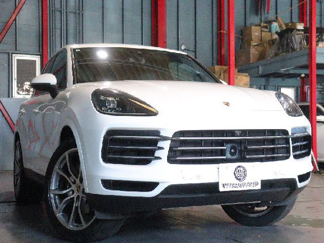 PORSCHE CAYENNE 2018 Image 31
