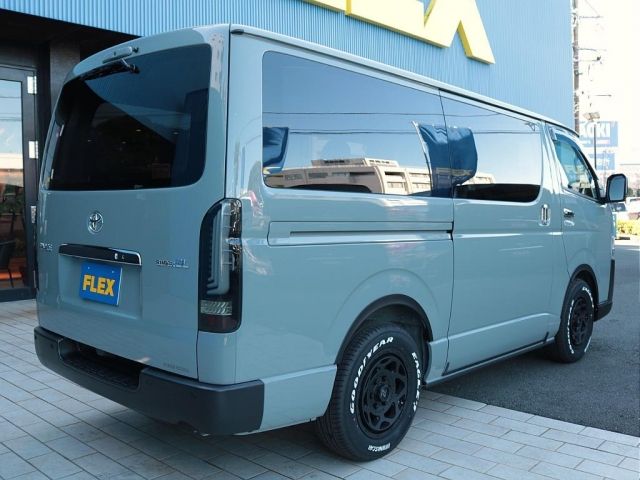 TOYOTA HIACE VAN 2WD 2025 Image 31