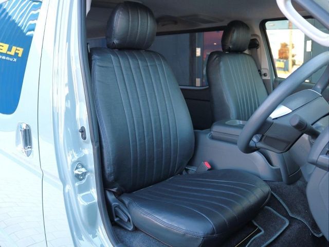 TOYOTA HIACE VAN 2WD 2025 Image 31