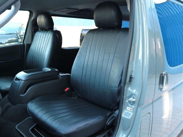 TOYOTA HIACE VAN 2WD 2025 Image 31