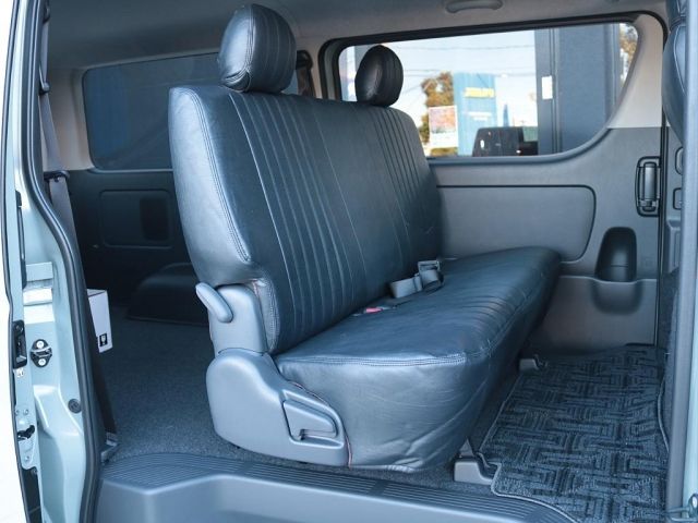 TOYOTA HIACE VAN 2WD 2025 Image 31