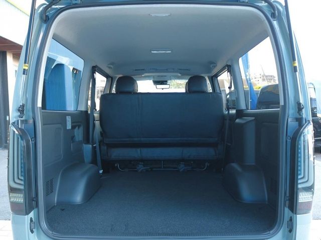 TOYOTA HIACE VAN 2WD 2025 Image 31