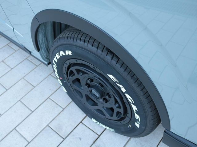 TOYOTA HIACE VAN 2WD 2025 Image 31