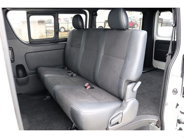 TOYOTA HIACE VAN 4WD 2024 Image 31