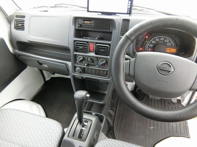 NISSAN NT100 CLIPPER 2025 Image 31