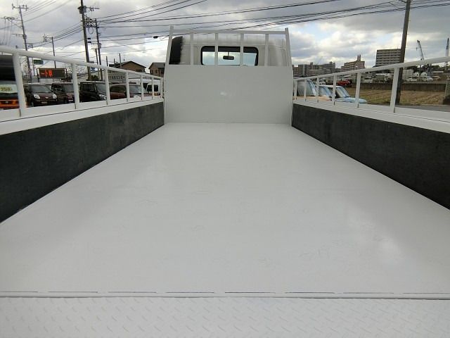 TOYOTA DYNA 2010 Image 31