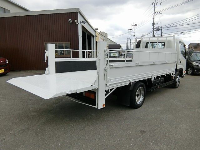 TOYOTA DYNA 2010 Image 31