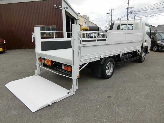 TOYOTA DYNA 2010 Image 31